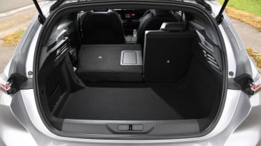 308 vs Ceed vs Golf - 308 boot